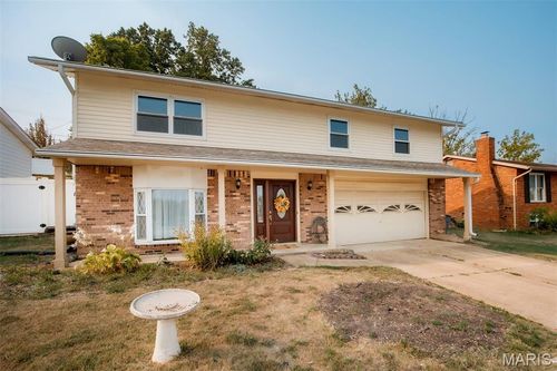 11118 Torigney Dr, Saint Louis, MO, 63126-3438 | Card Image