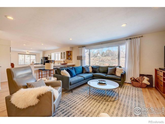Family Room looking north | Image 24