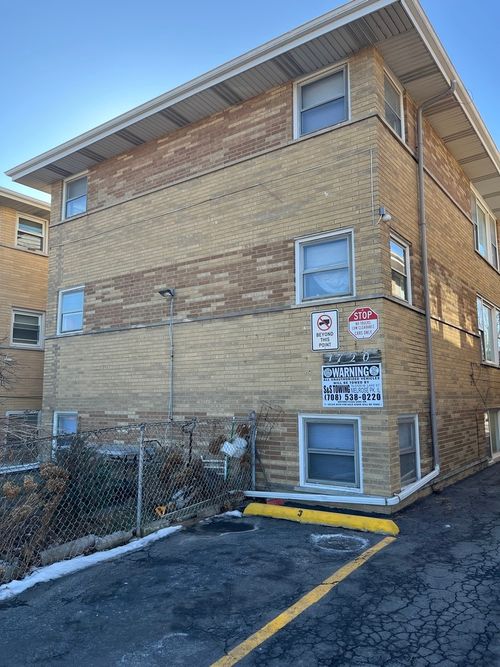 1730 N 1st Avenue, Melrose Park, IL, 60160 | Card Image
