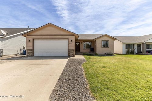 3824 N Maxfli Ln, Post Falls, ID, 83854-9381 | Card Image