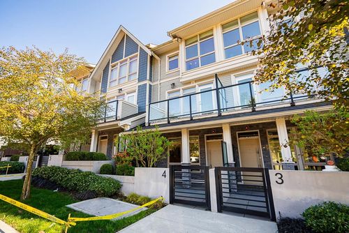 4-115 W Queens Rd, North Vancouver, BC, V7N2K4 | Card Image