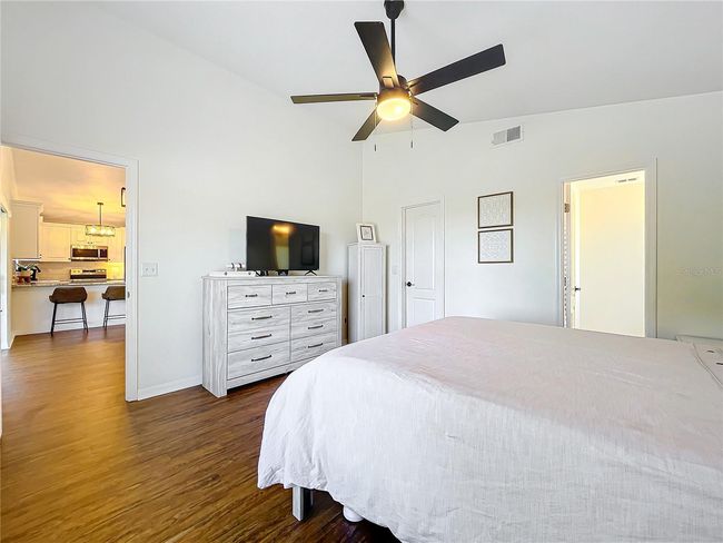 865 Scenic View Cir, House other with 3 bedrooms, 2 bathrooms and null parking in Minneola FL | Image 19