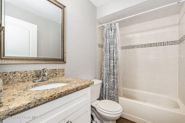 Guest Bathroom | Image 21
