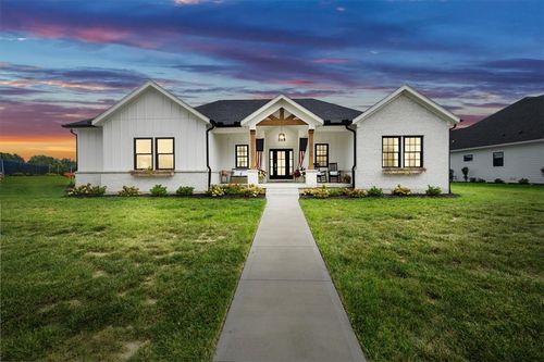 2164 Northbridge Trl, Troy, OH, 45373-4666 | Card Image