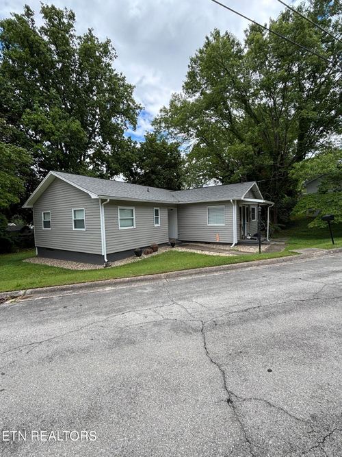 107 Porter Rd, Oak Ridge, TN, 37830 | Card Image