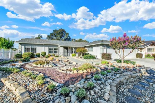 307 Zion Court, Vacaville, CA, 95687 | Card Image
