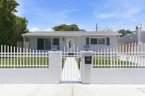 715 Green Street, West Palm Beach, FL, 33405 | Card Image