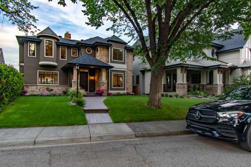1318 Windsor St Nw, Calgary, AB, T2N3X1 | Card Image