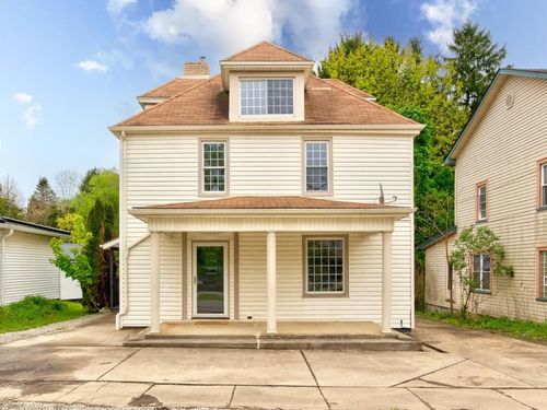 1660 Mercer Rd, Ellwood City, PA, 16117-3171 | Card Image