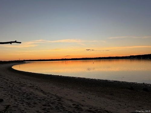 a-165 Springville Rd, Hampton Bays, NY, 11946-3027 | Card Image