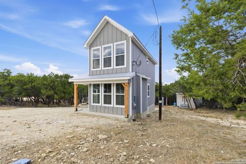 961 Brushy Creek Trl, Bandera, TX, 78003-2993 | Card Image