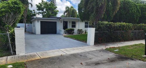 3531 Nw 1st Ct, Lauderhill, FL, 33311-8304 | Card Image