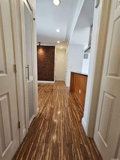 4G - 21-15 33 Street, Home with 2 bedrooms, 1 bathrooms and null parking in Astoria NY | Image 3