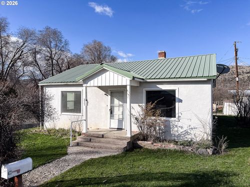 317 Nw 3rd Ave, John Day, OR, 97845-1110 | Card Image