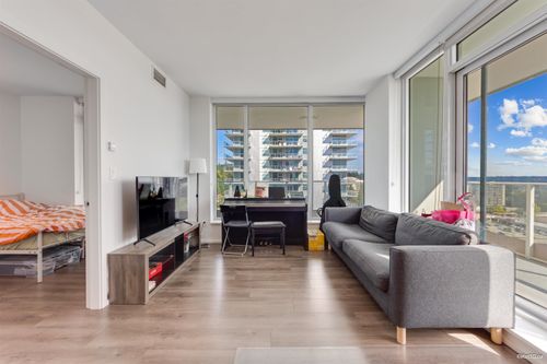 905-3833 Evergreen Pl, Burnaby, BC, V3J0M2 | Card Image