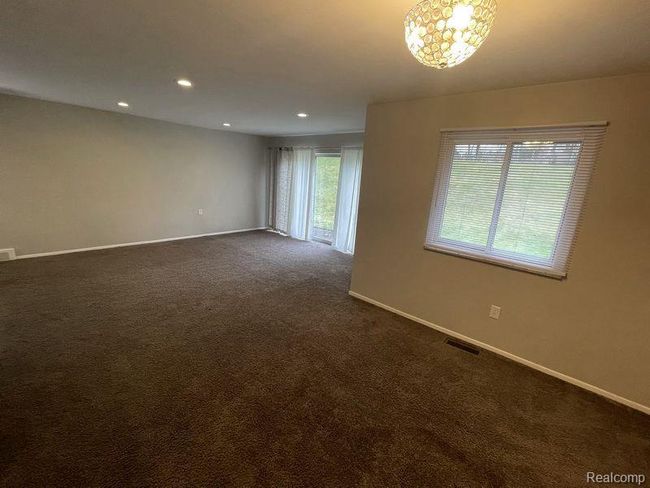 4924 Broomfield Ct, House other with 3 bedrooms, 3 bathrooms and null parking in West Bloomfield MI | Image 10