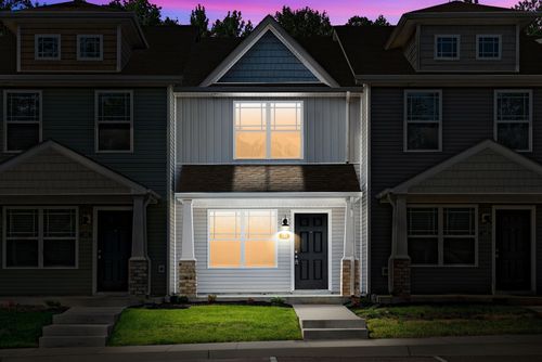 148 Davis Ridge Ln, Clarksville, TN, 37040-2071 | Card Image