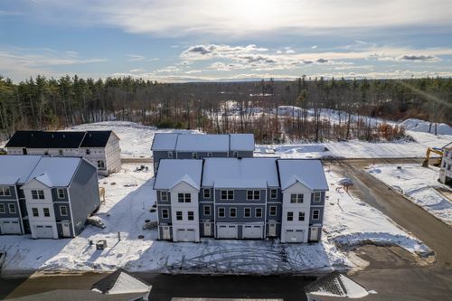 8A The Crossings At Village Center Center, Barrington, NH, 03825 | Card Image