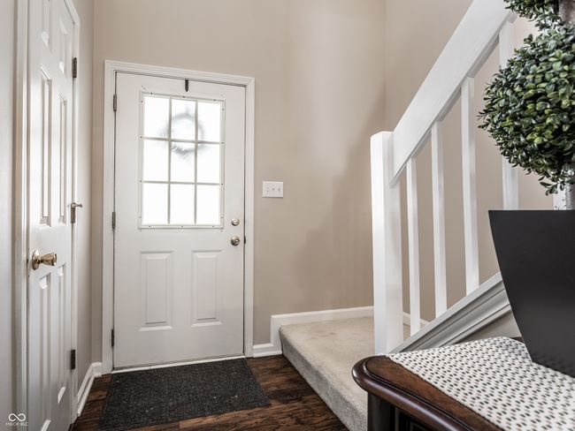 Welcoming entryway. | Image 4