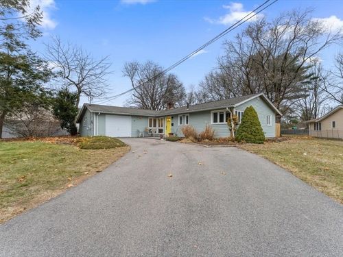 15 Rosslare Rd, Framingham, MA, 01701-4929 | Card Image