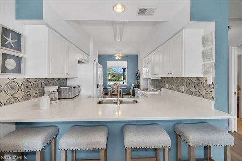 2725-2740 Cypress Trace Cir, NAPLES, FL, 34119-8070 | Card Image