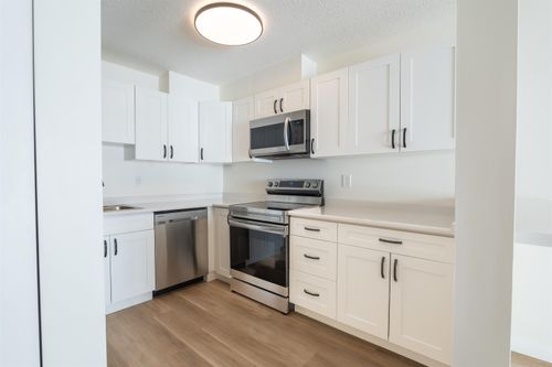 {{alt}} | Card Image