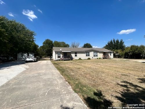 544 Gallagher Rd, McQueeney, TX, 78123-3258 | Card Image