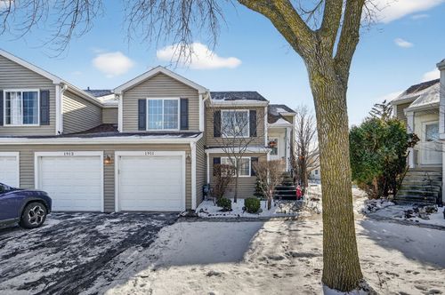 284-1913 Windsong Dr, Schaumburg, IL, 60194-4417 | Card Image