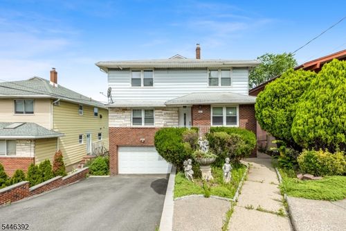 1-261 10th St, Palisades Park, NJ, 07650-2968 | Card Image