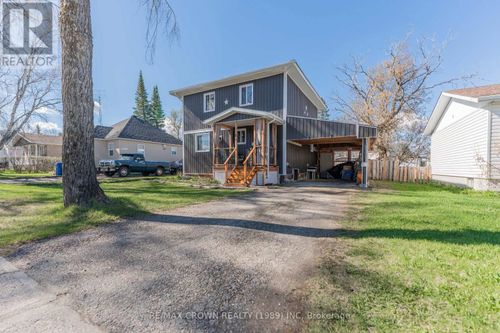 33 Dominion Avenue, Kapuskasing, ON, P5N1N9 | Card Image