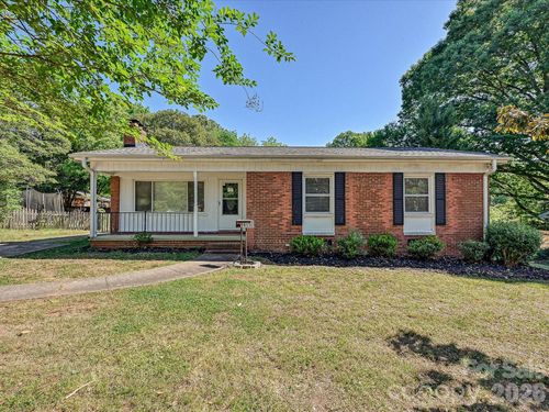 1913 Optimist Ln, Charlotte, NC, 28205-6333 | Card Image