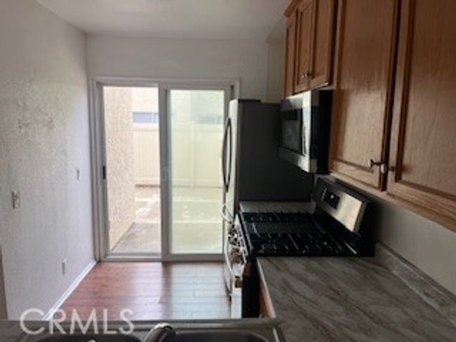 2 - 83 Oval Rd, Condo with 3 bedrooms, 2 bathrooms and 2 parking in Irvine CA | Image 7