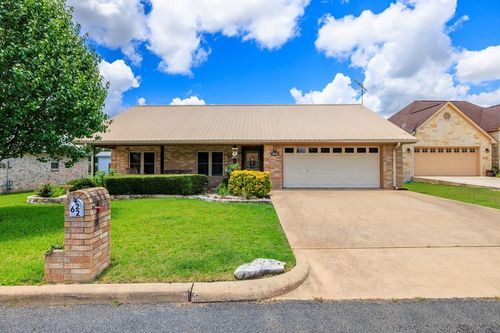 622 Dawn Lane, Fredericksburg, TX, 78624 | Card Image