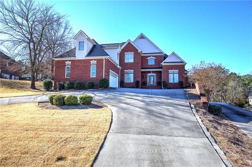 113 Vogel St Ne, Calhoun, GA, 30701-4747 | Card Image