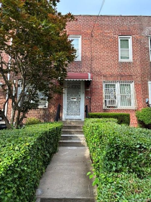 4118 Murdock Avenue, New York, NY, 10466 | Card Image