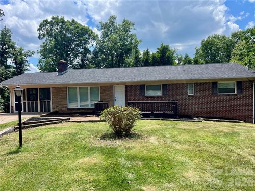 765 8th Avenue Drive Se, Hickory, NC, 28602 | Card Image