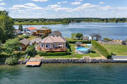 {{alt}} | Card Image