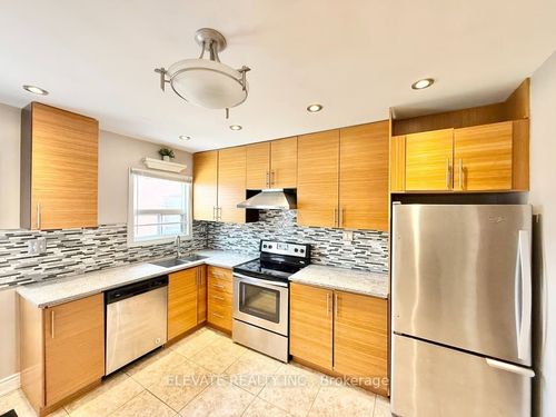 1-8 Hatherley Rd, York, ON, M6E1V9 | Card Image