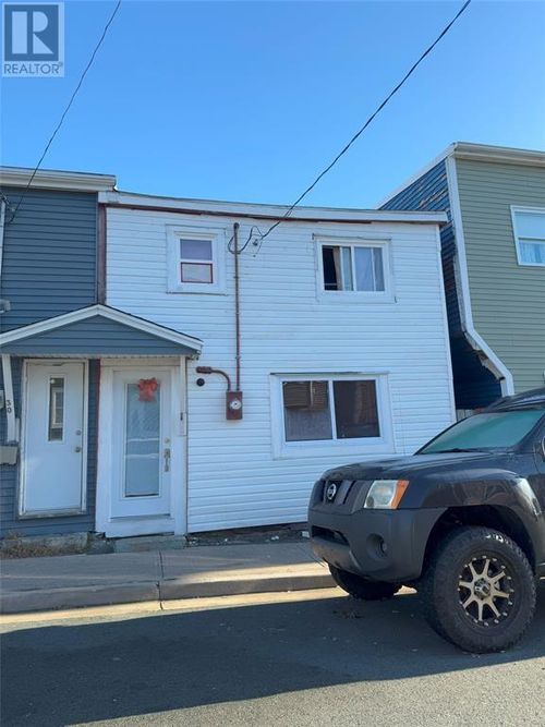 28 Feild St, Saint John's, NL, A1C4J2 | Card Image