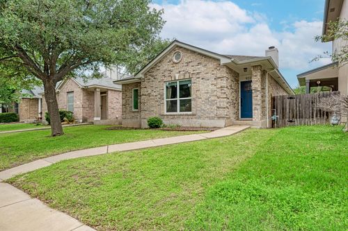 922 Thackeray Ln, Pflugerville, TX, 78660-1845 | Card Image