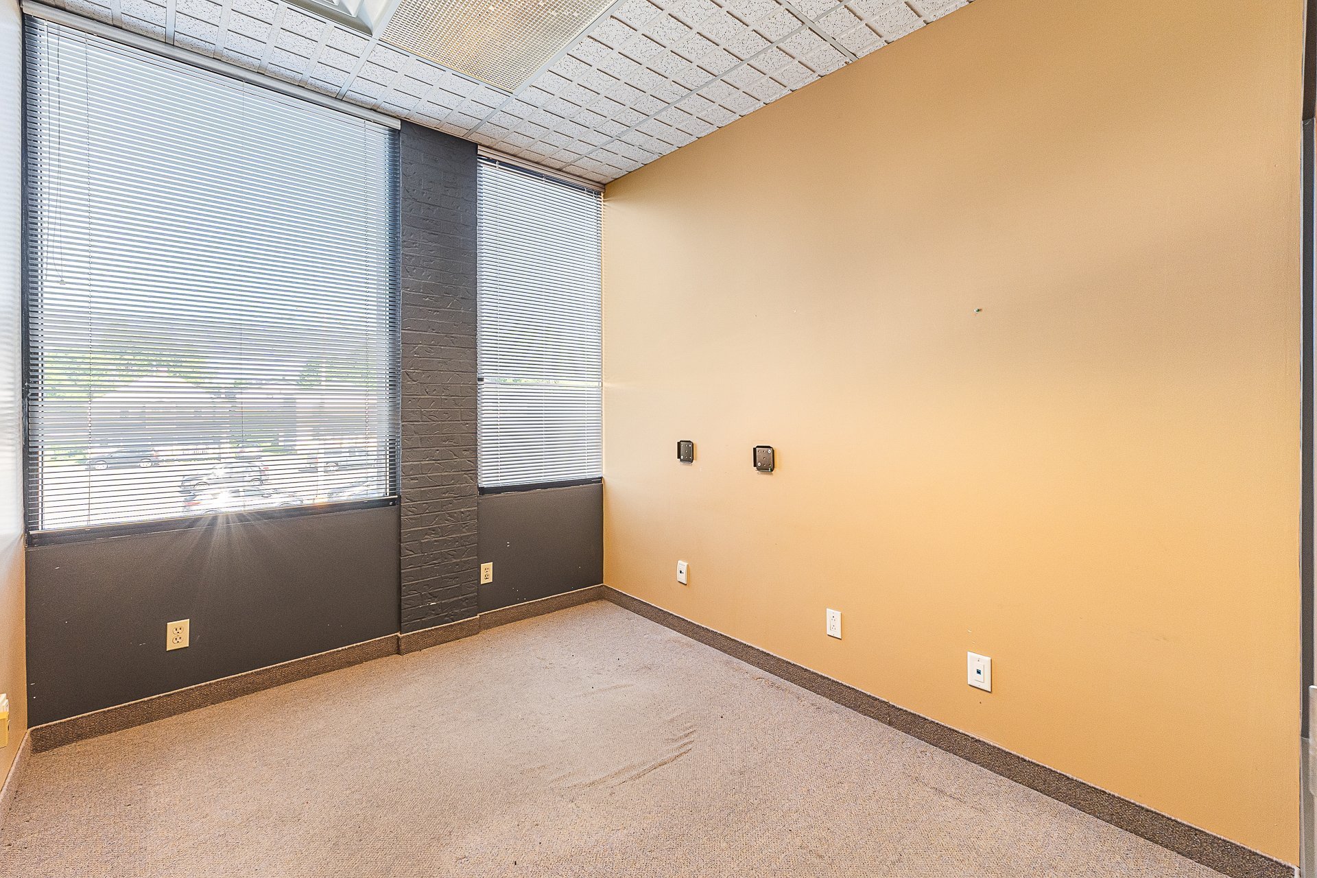 Commercial Lease in Cowansville