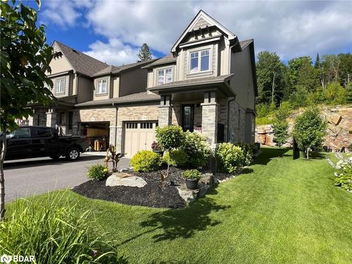 51 Kelsey Madison Crt, Huntsville, ON, P1H0E2 | Card Image