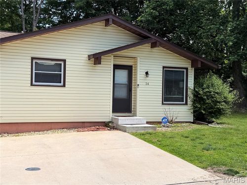 14 Saddlewood Ln, Glen Carbon, IL, 62034-2753 | Card Image
