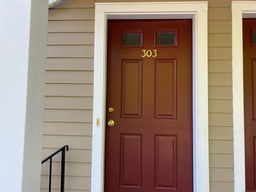 apt-303-20 Orchard St, Brookfield, CT, 06804-1942 | Card Image