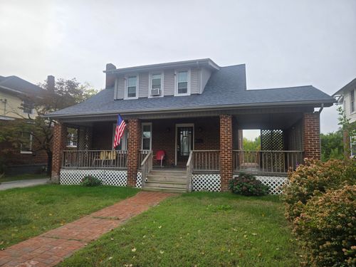 2040 Berkley Ave Sw, Roanoke, VA, 24015-2006 | Card Image