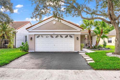 815 Falling Water Rd, Weston, FL, 33326-3556 | Card Image