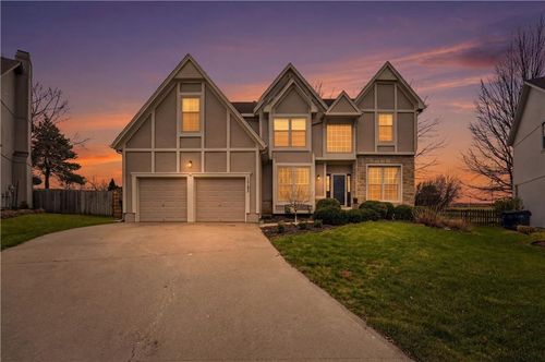 13152 S Summit St, Olathe, KS, 66062-9496 | Card Image