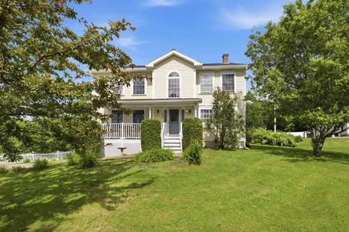 80 River Rd, Biddeford, ME, 04005-9324 | Card Image
