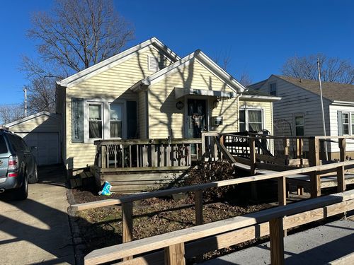 1770 Campbell Ave, La Salle, IL, 61301-1219 | Card Image