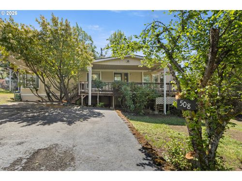 508 Gael Ln, Myrtle Creek, OR, 97457-8722 | Card Image